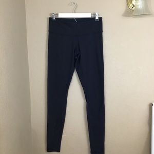 Lululemon || black wunderunder luon